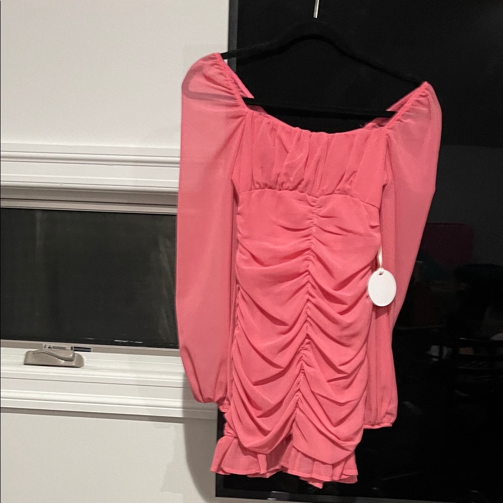Elegant Pink Long Sleeve Dress